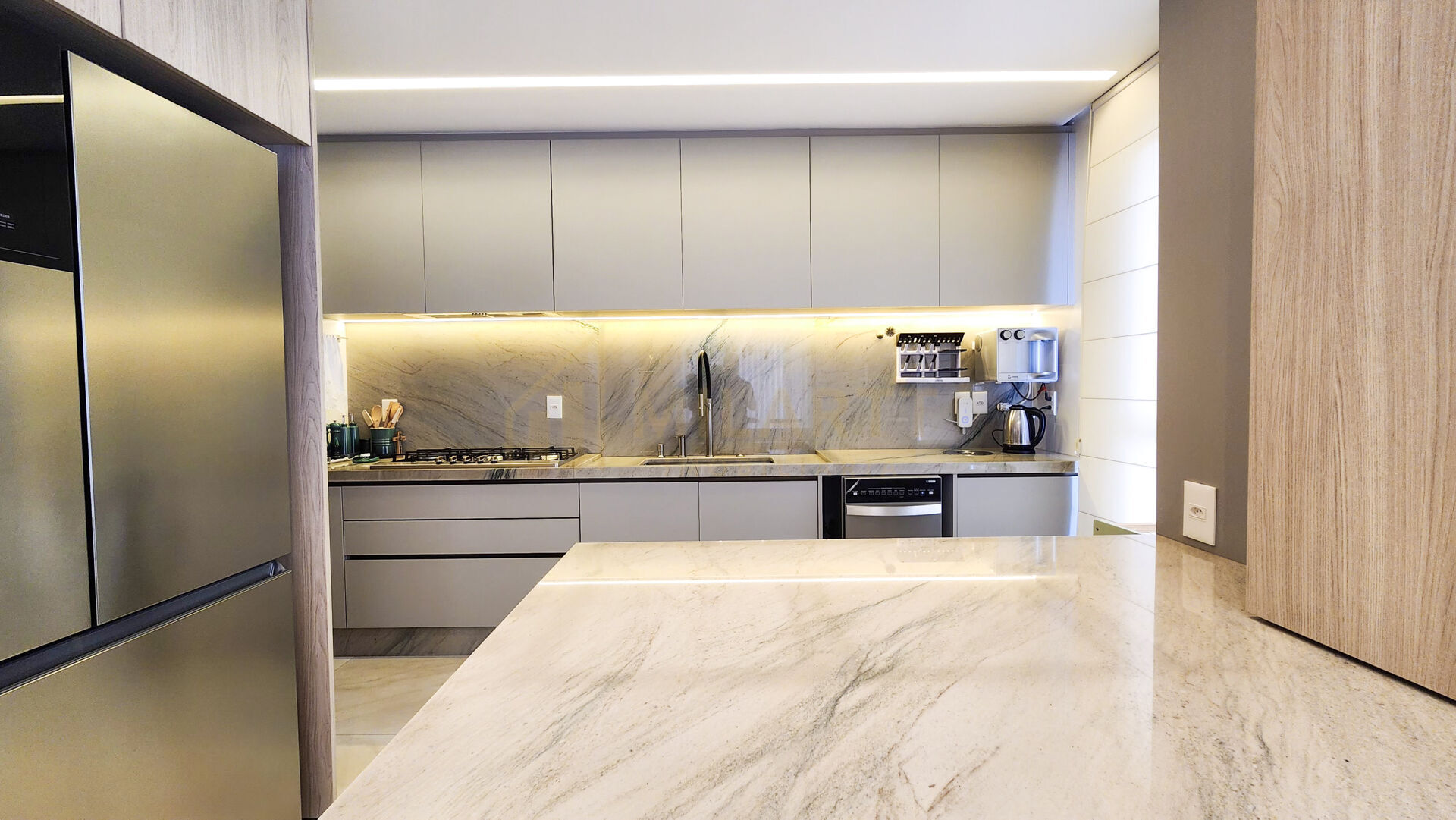 Apartamento · Alto Padrão — foto 9