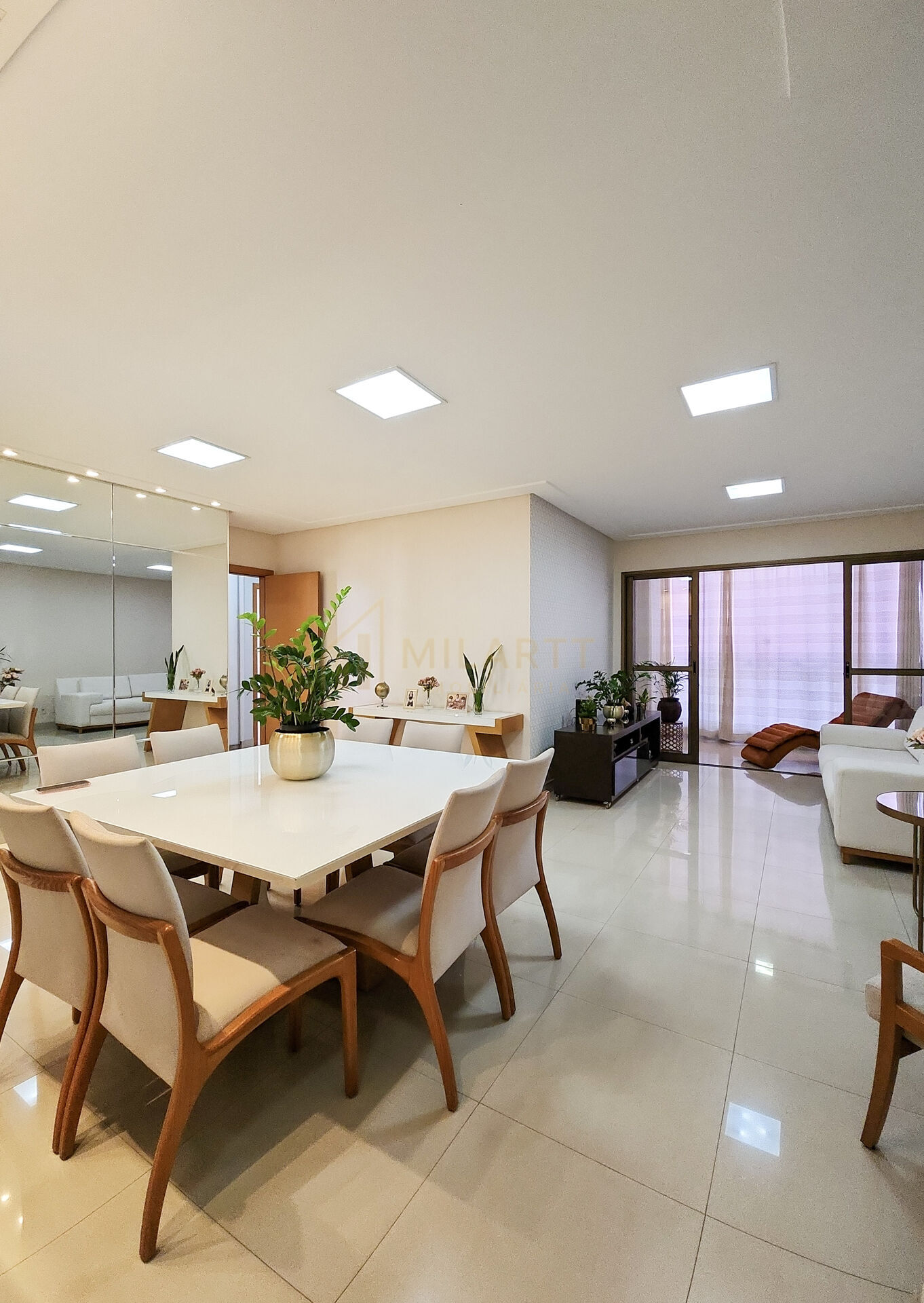 Apartamento · Alto Padrão