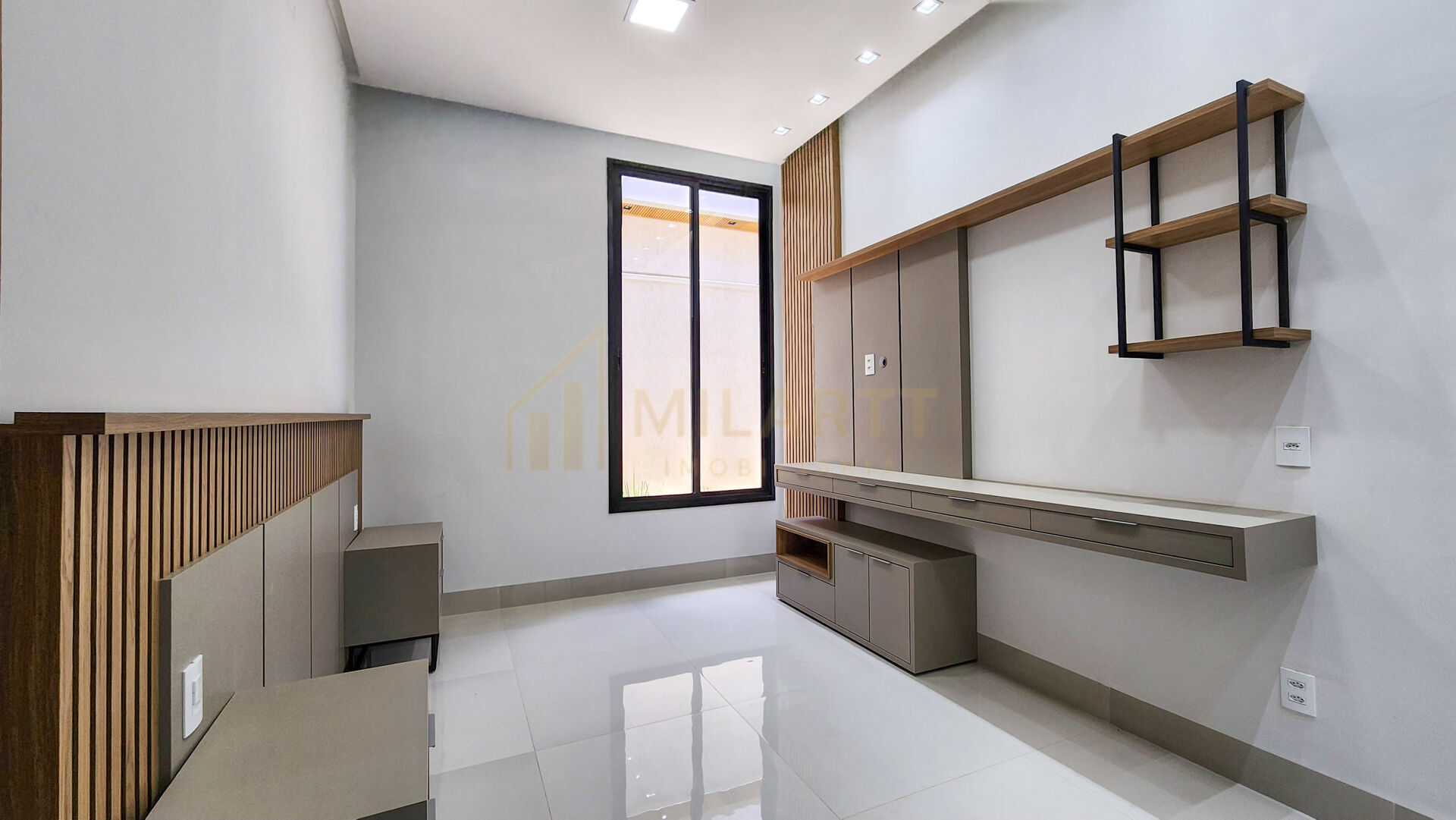 Casa · em Condomínio — foto 13