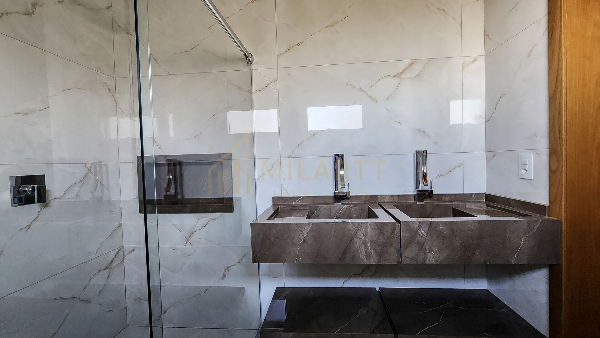 Casa · em Condomínio — foto 15