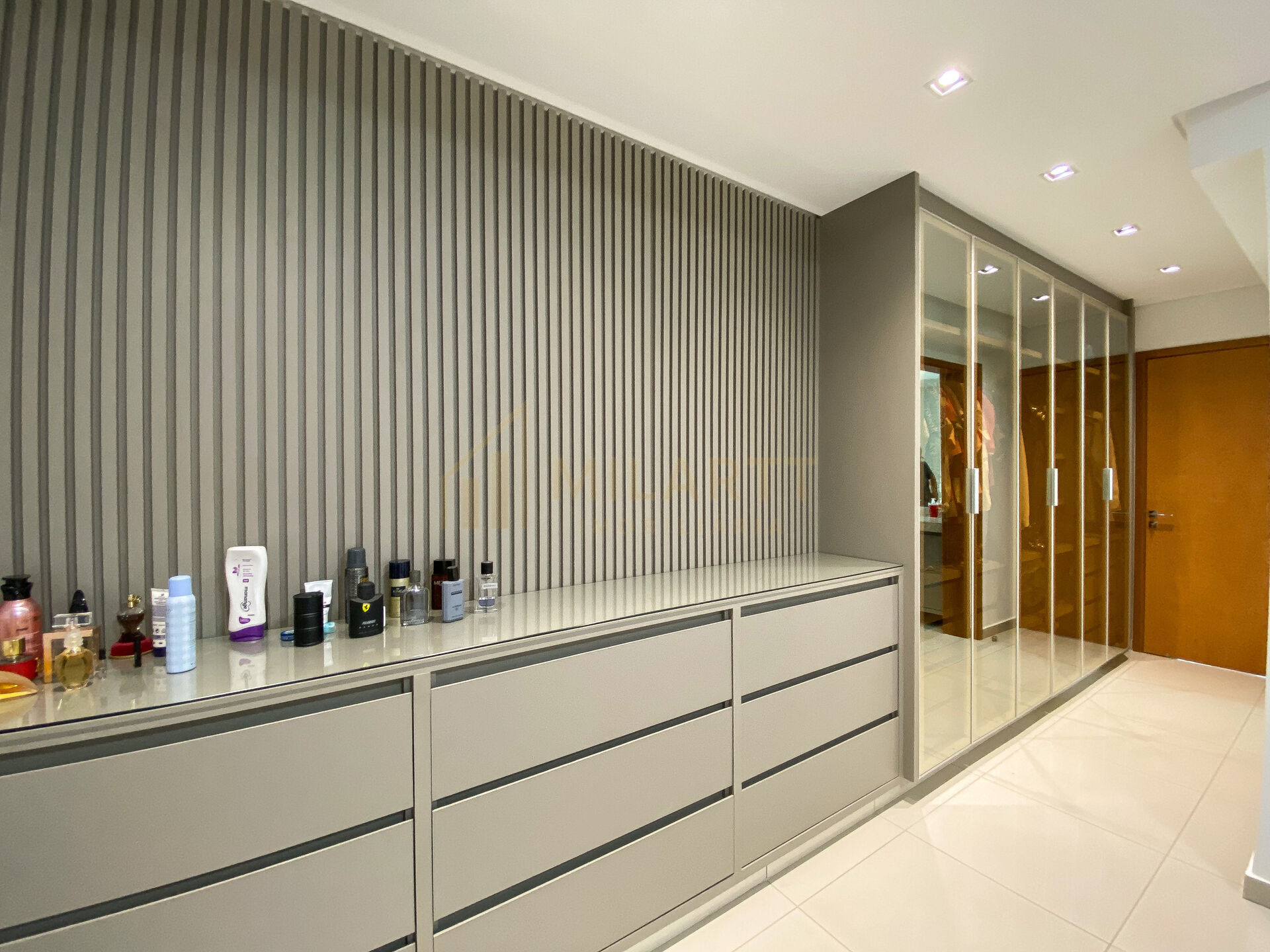 Apartamento · Alto Padrão — foto 14