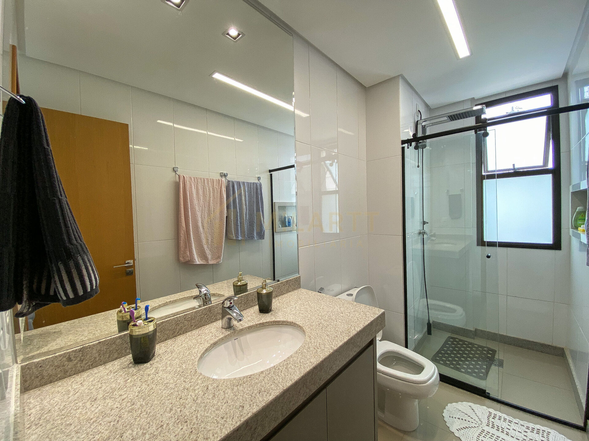 Apartamento · Alto Padrão — foto 17