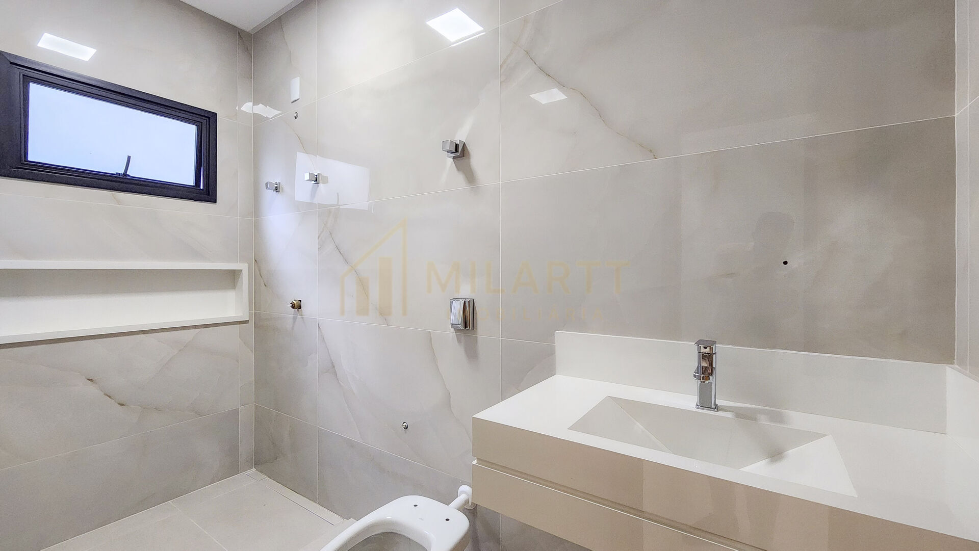 Casa · em Condomínio — foto 15