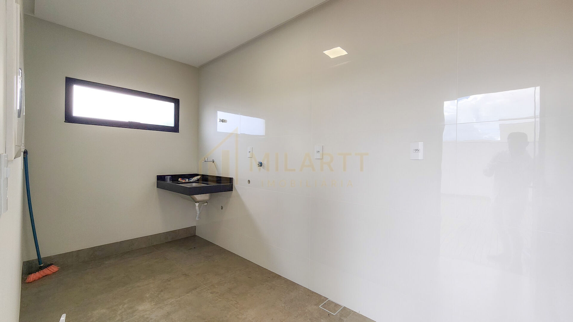 Casa · em Condomínio — foto 8