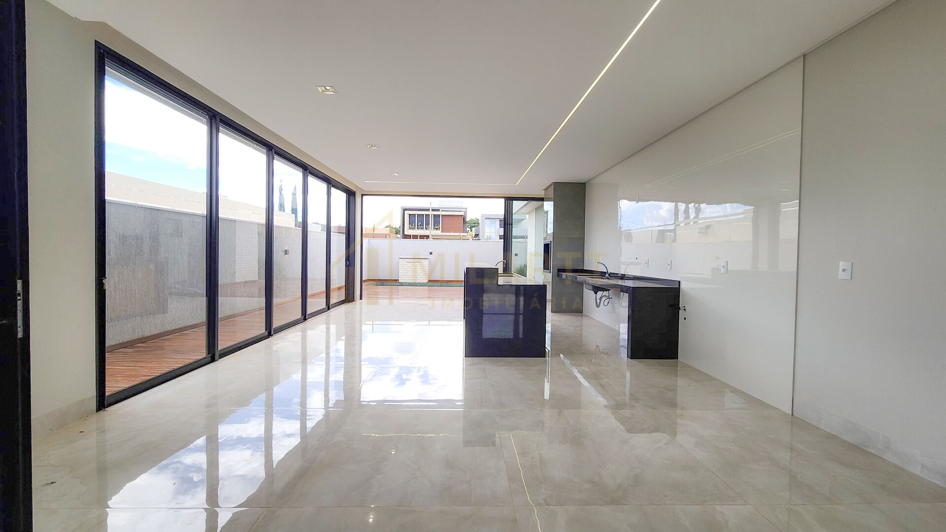 Casa · em Condomínio — foto 3