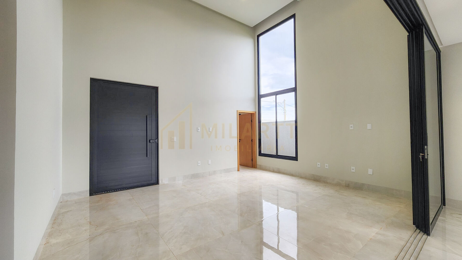 Casa · em Condomínio