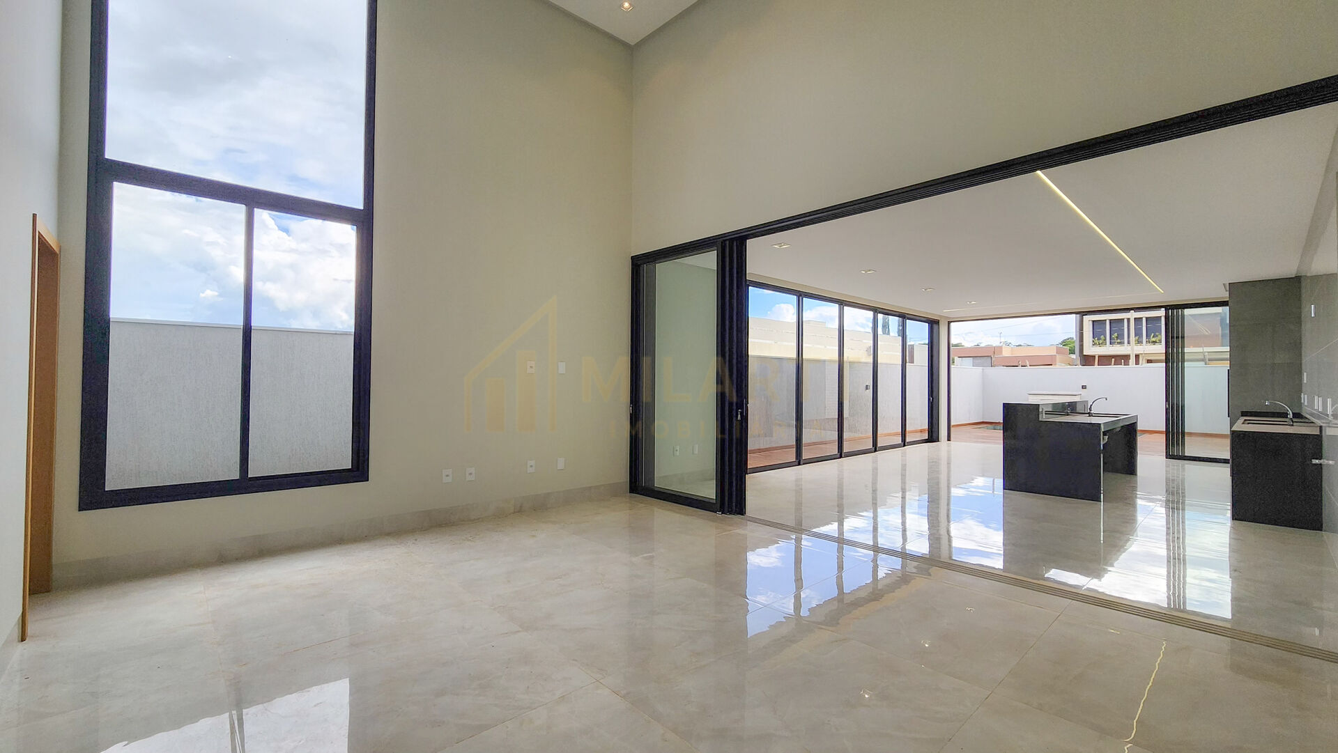 Casa · em Condomínio — foto 2