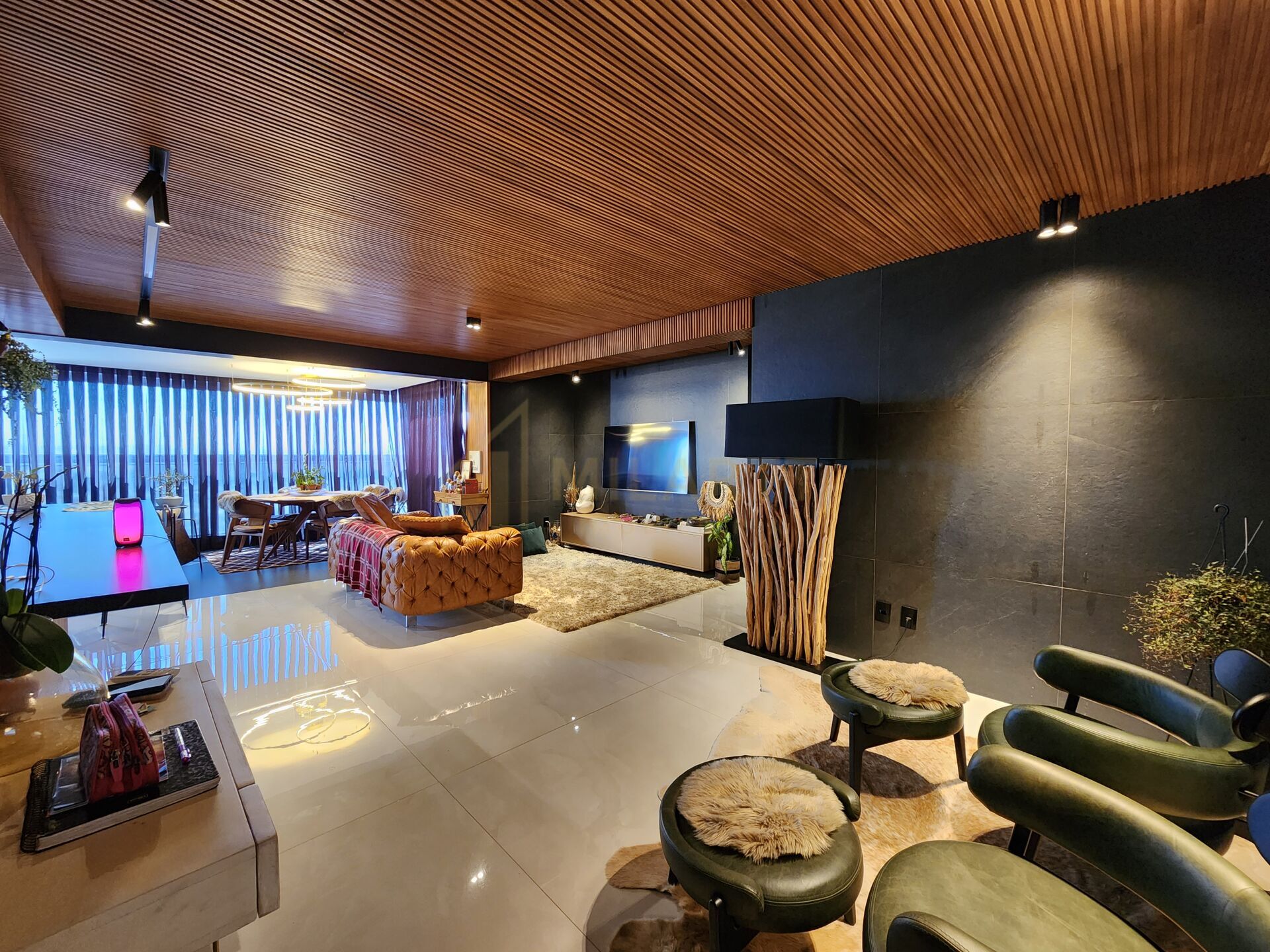 Apartamento · Alto Padrão