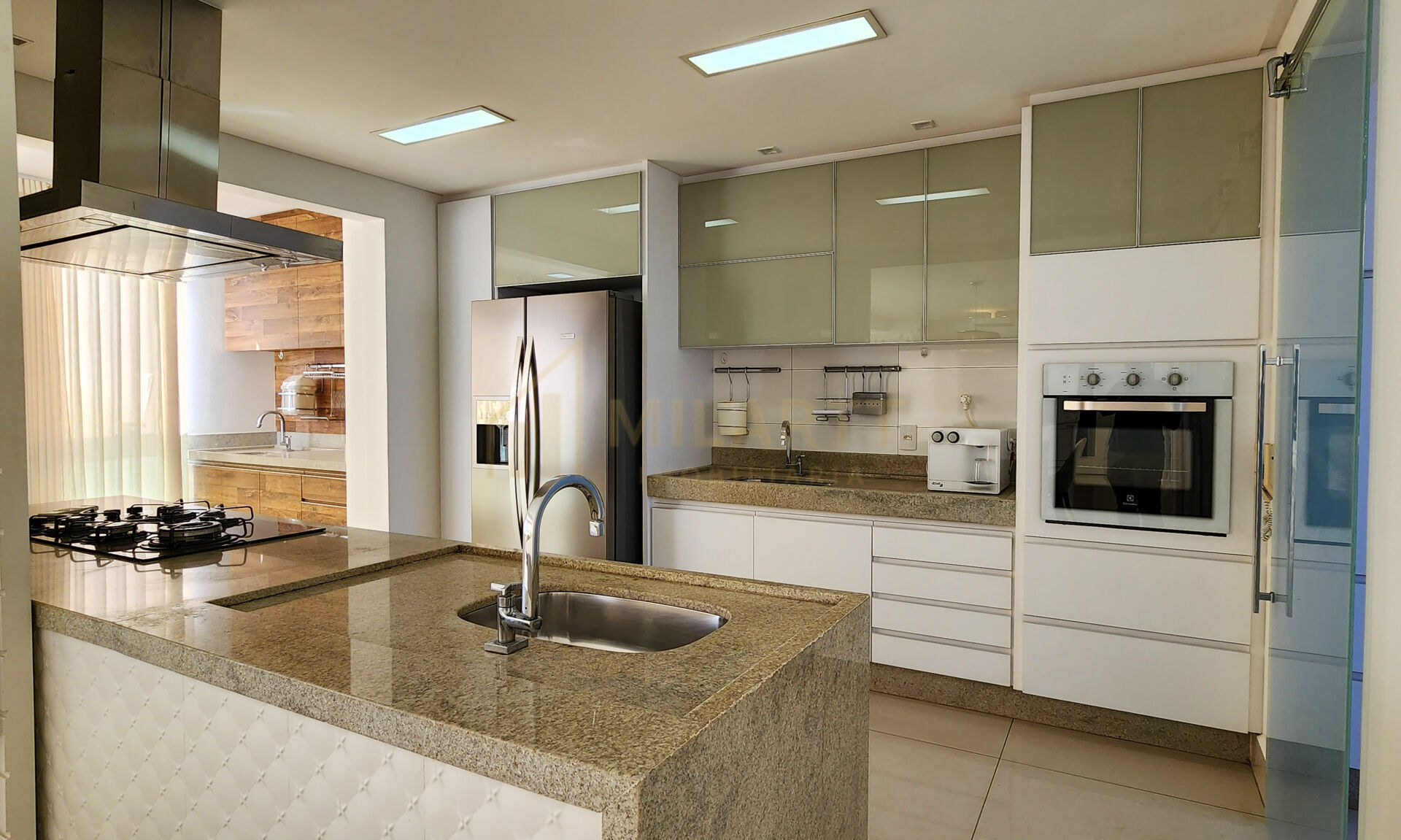 Apartamento · Alto Padrão — foto 3