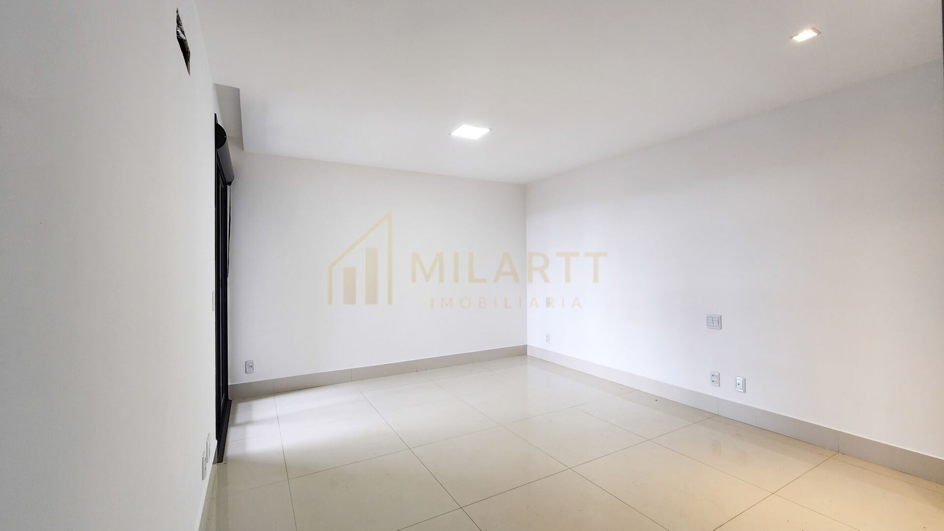 Apartamento · Alto Padrão — foto 17