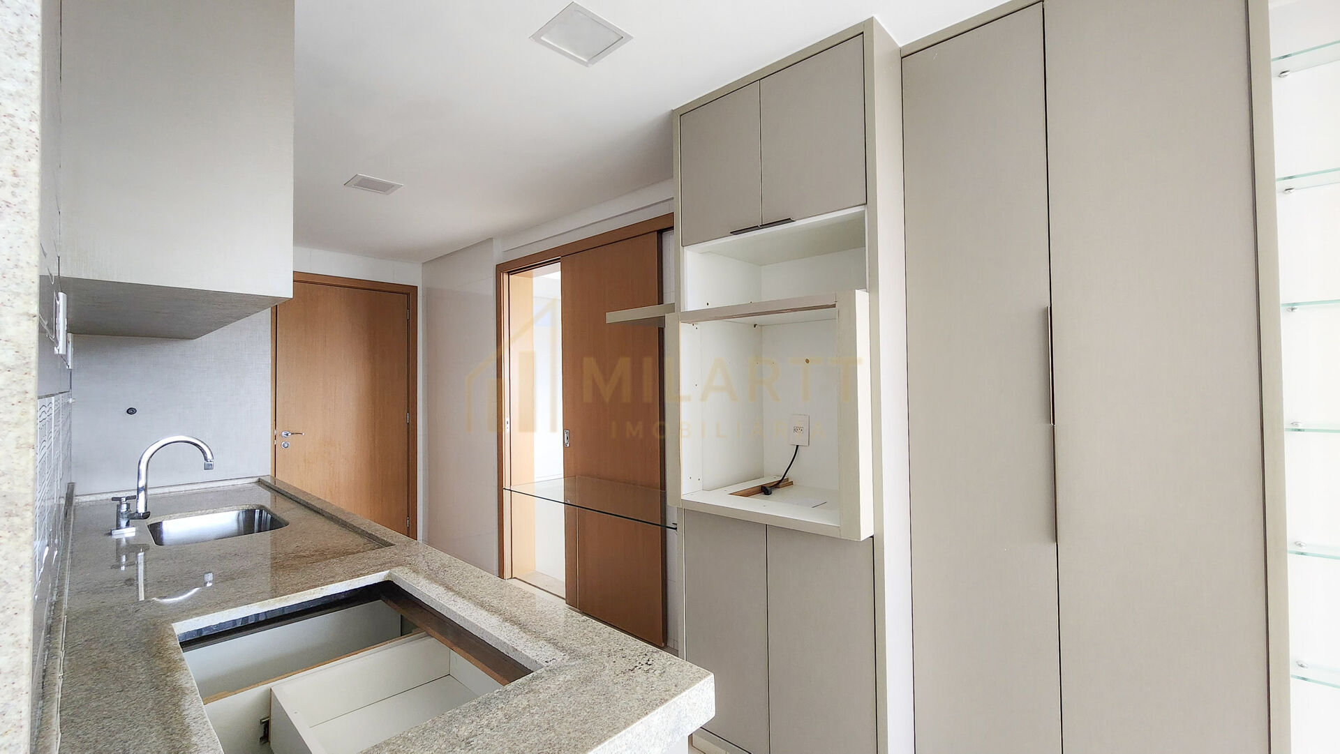 Apartamento · Alto Padrão — foto 9