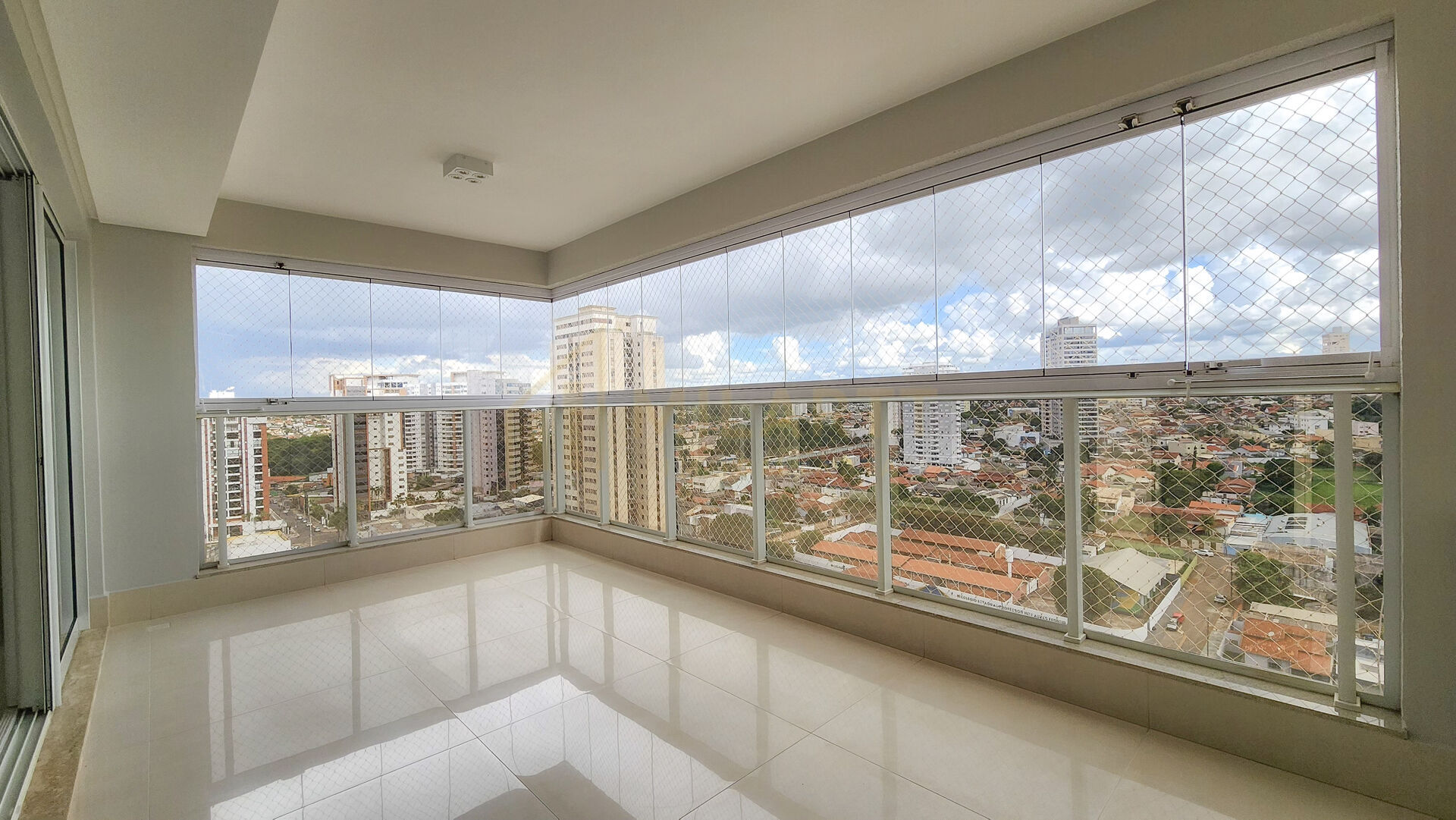 Apartamento · Alto Padrão — foto 6