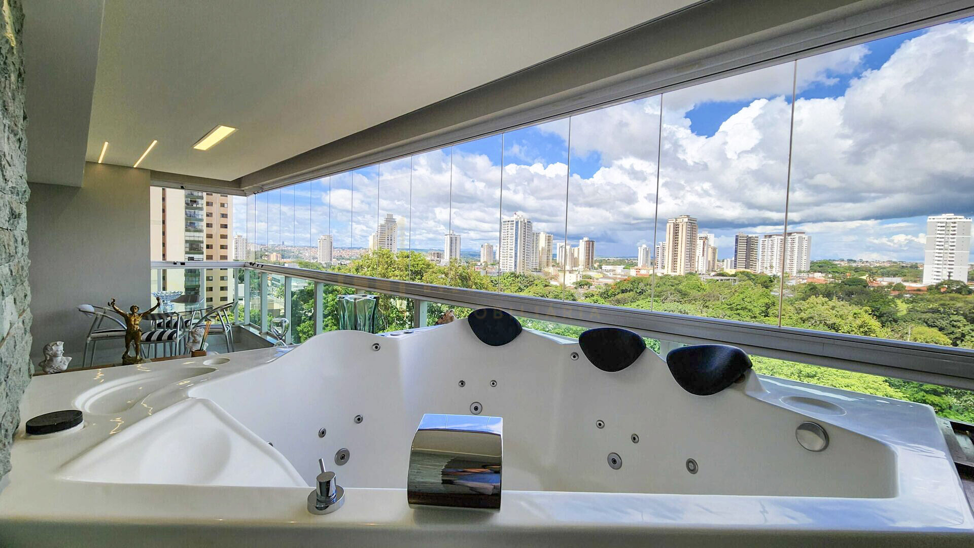 Apartamento · Alto Padrão — foto 10