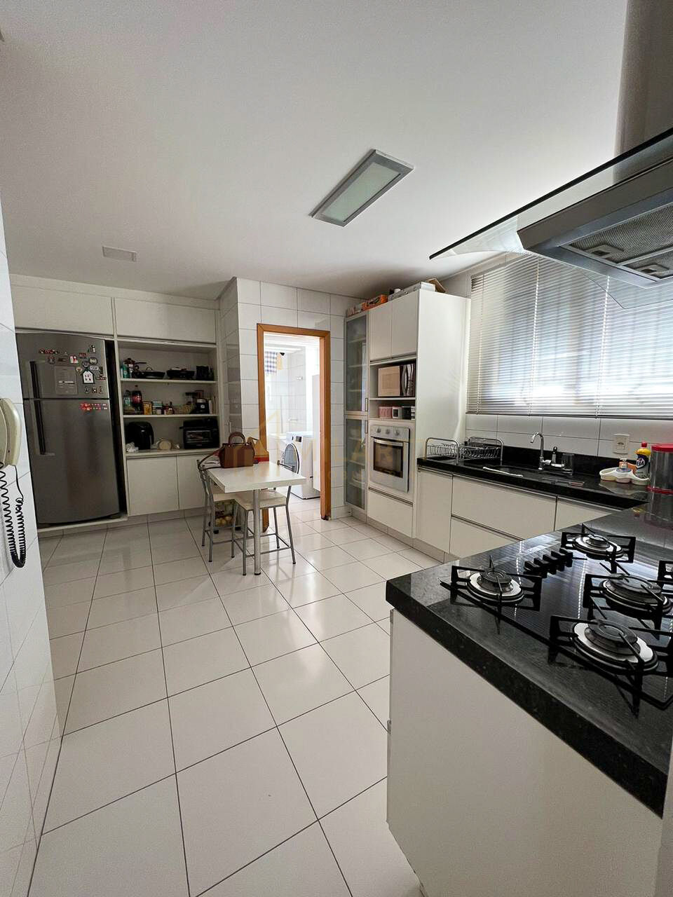 Apartamento · Alto Padrão — foto 2