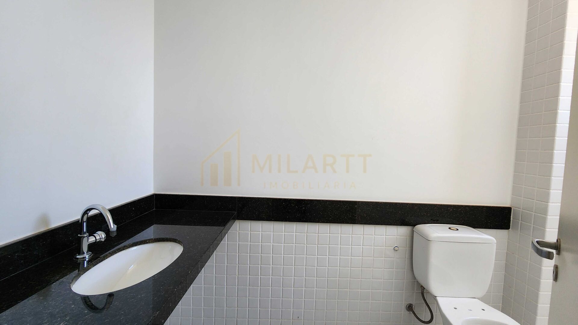 Apartamento · Alto Padrão — foto 25