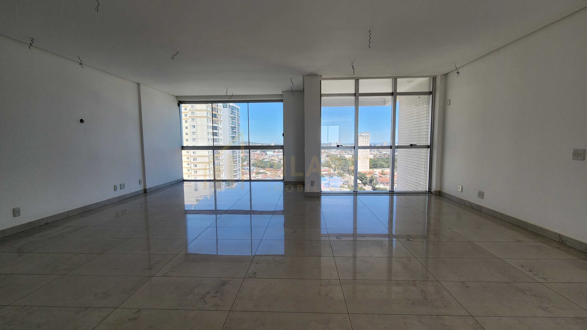 Apartamento · Alto Padrão — foto 4