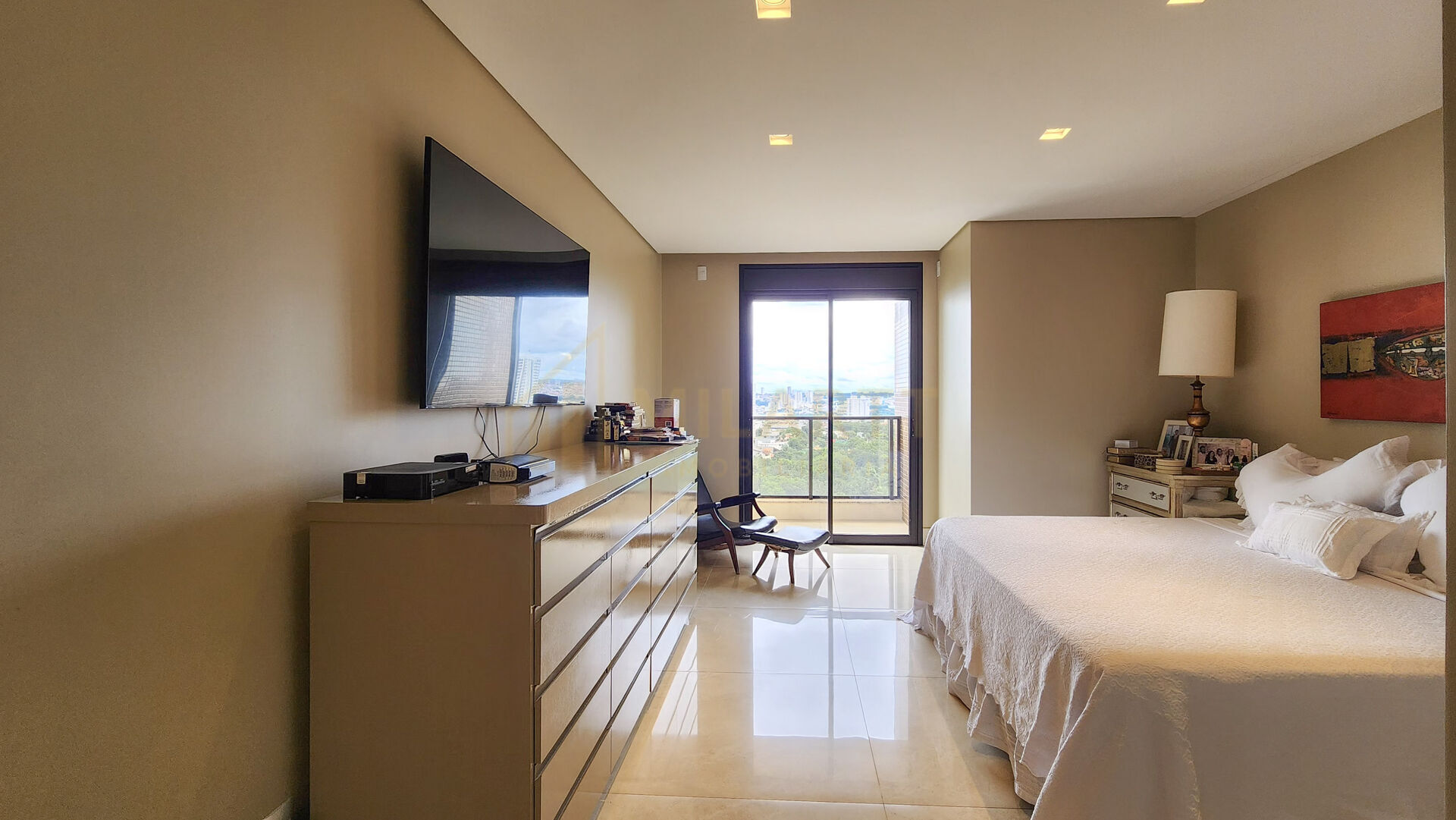 Apartamento · Alto Padrão — foto 17