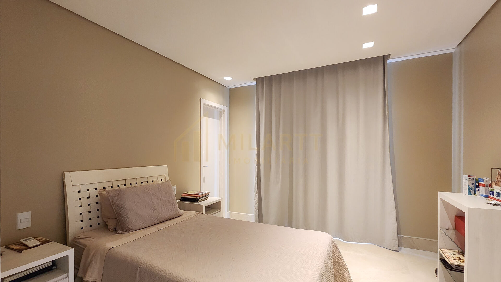 Apartamento · Alto Padrão — foto 31