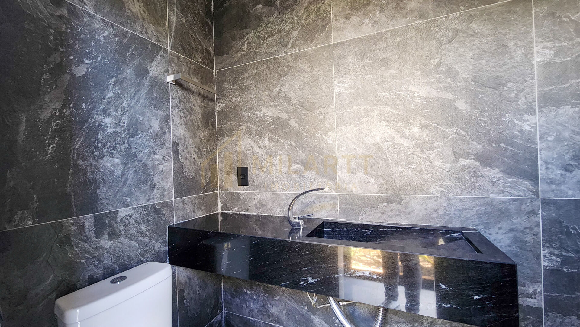 Casa · em Condomínio — foto 12