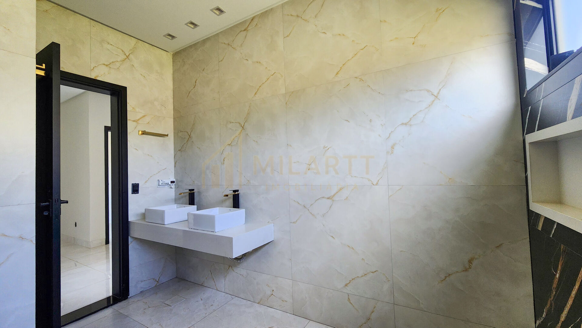 Casa · em Condomínio — foto 20