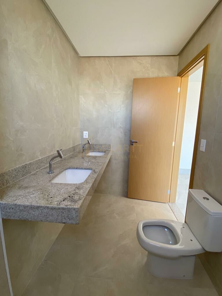 Apartamento · Alto Padrão — foto 15