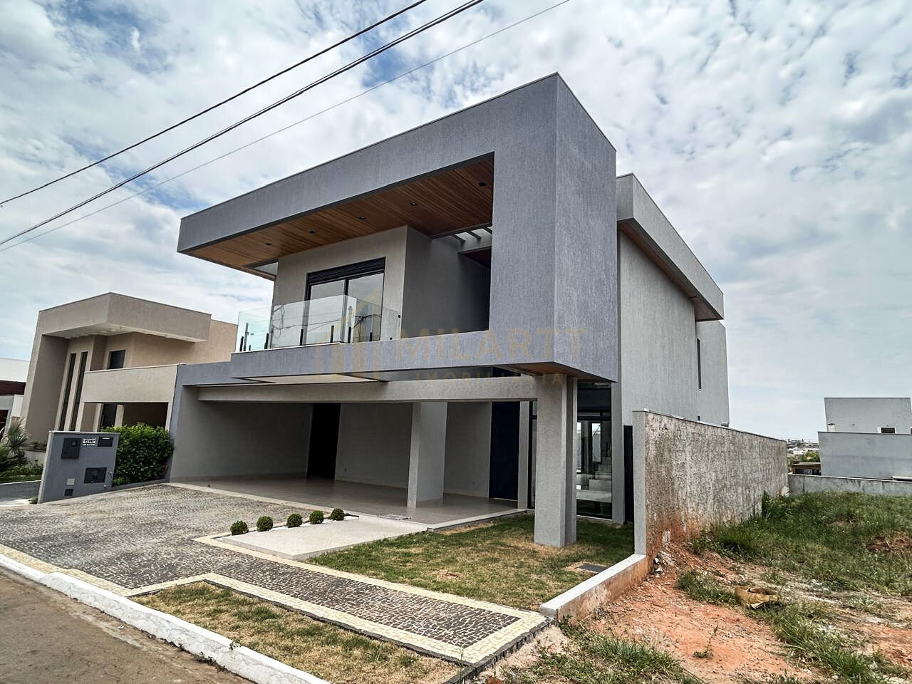 Casa · em Condomínio — foto 2