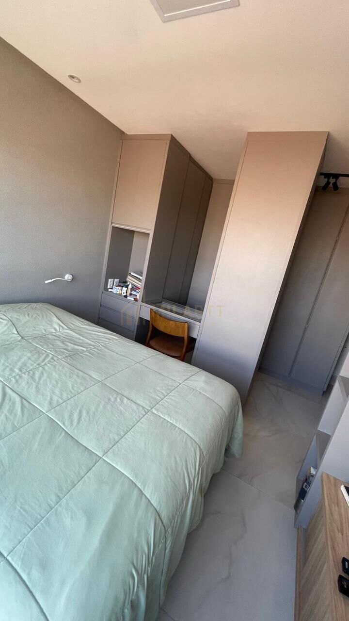 Apartamento · Alto Padrão — foto 11