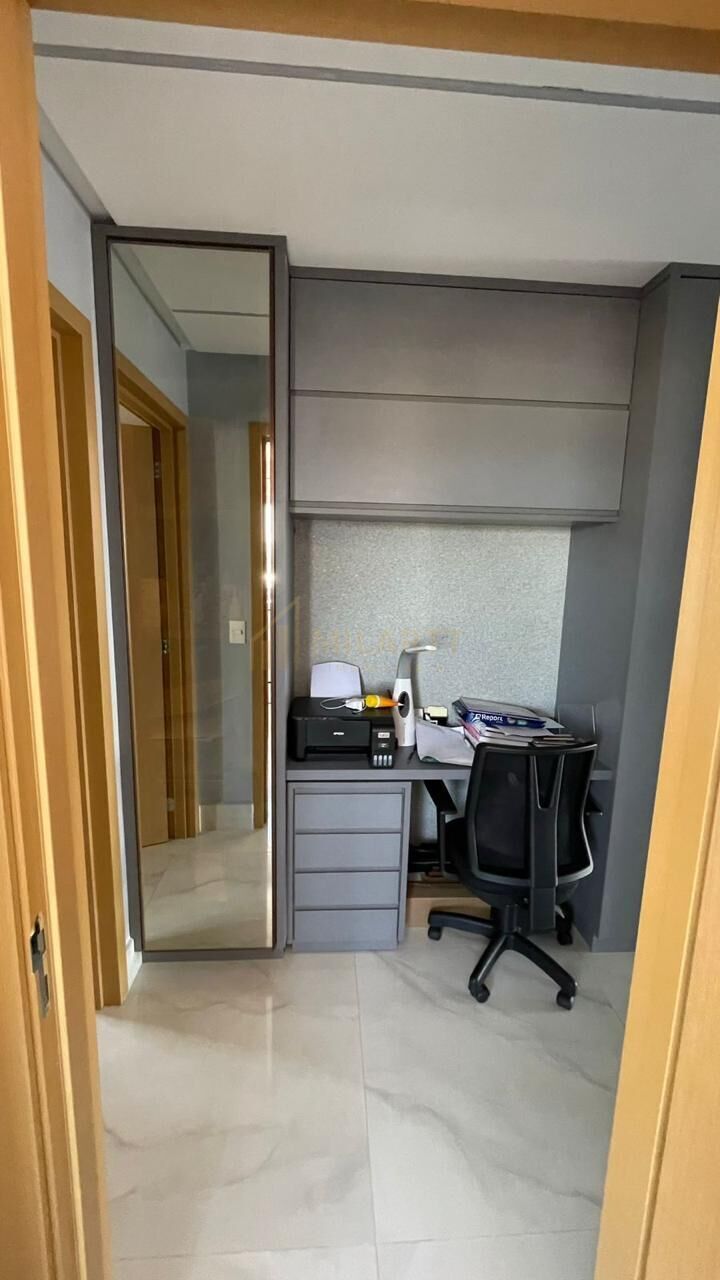 Apartamento · Alto Padrão — foto 17