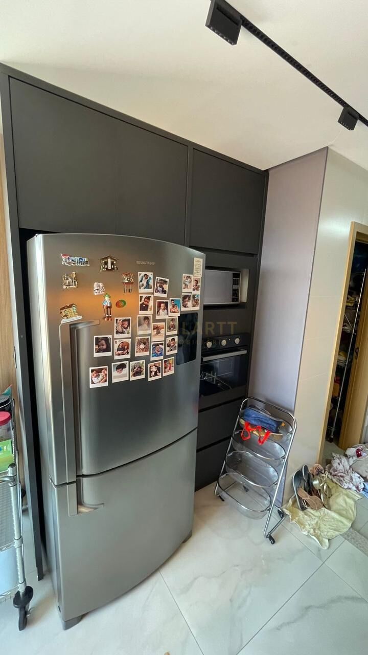 Apartamento · Alto Padrão — foto 8