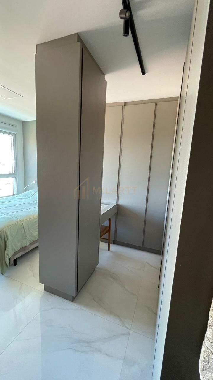 Apartamento · Alto Padrão — foto 13