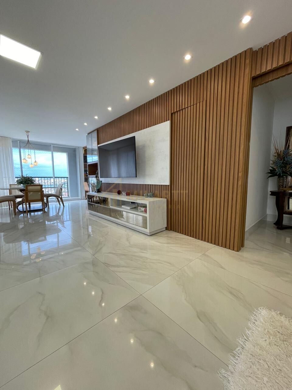 Apartamento · Alto Padrão — foto 5