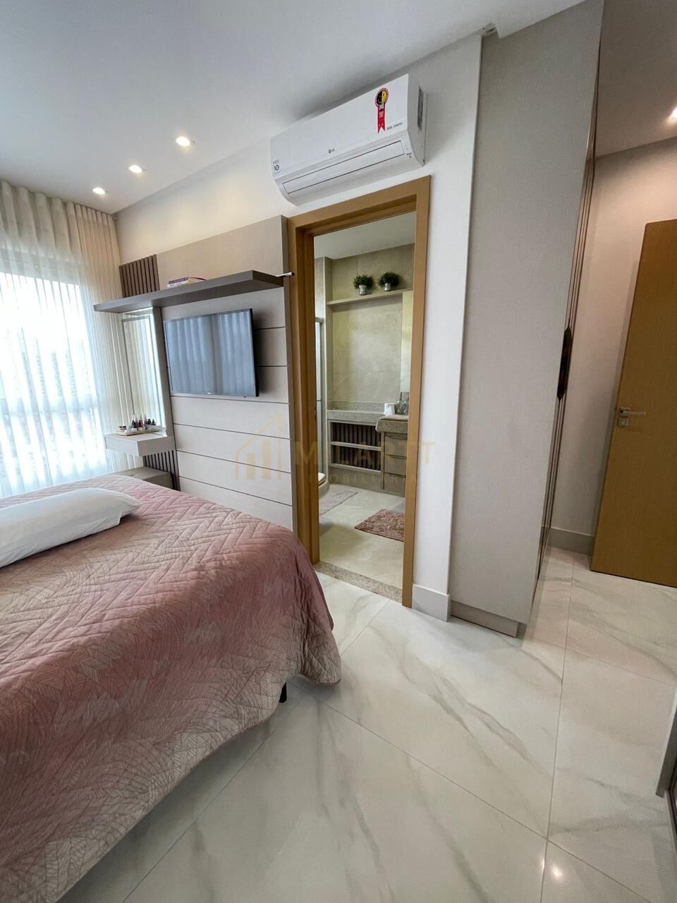 Apartamento · Alto Padrão — foto 12