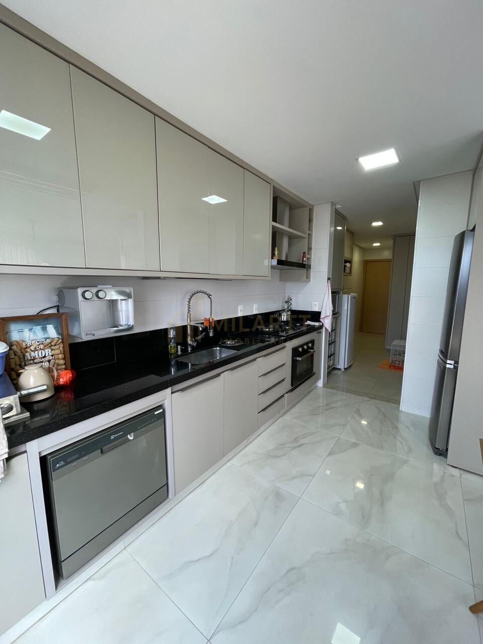 Apartamento · Alto Padrão — foto 6