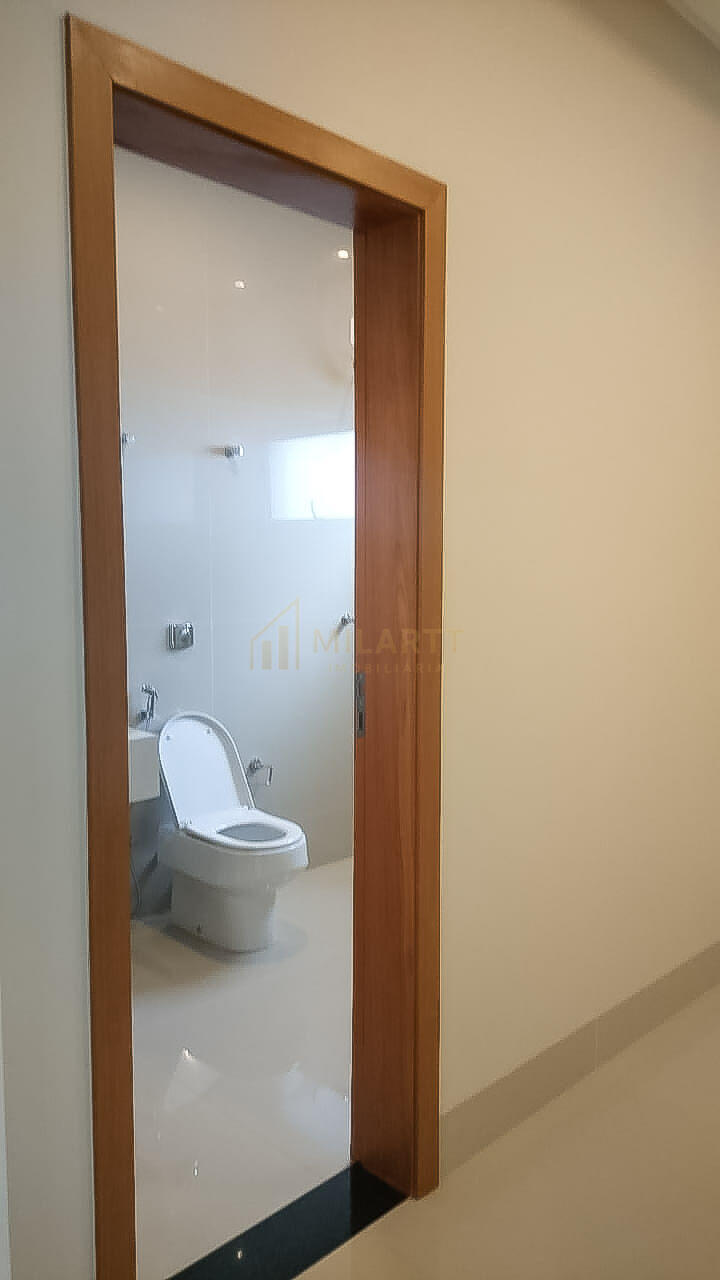 Casa · em Condomínio — foto 32