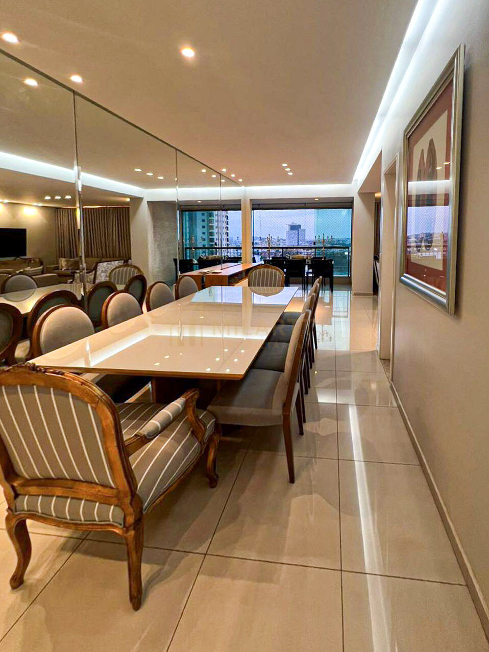 Apartamento · Alto Padrão — foto 8