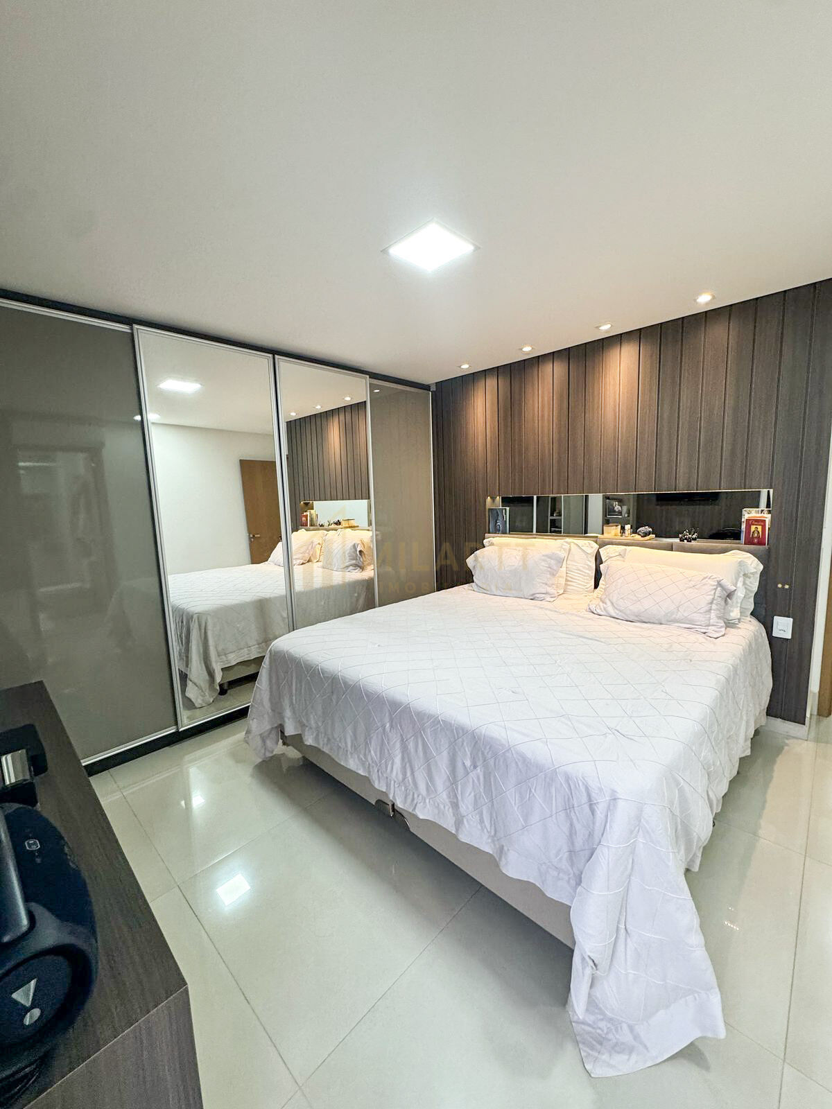 Apartamento · Alto Padrão — foto 17