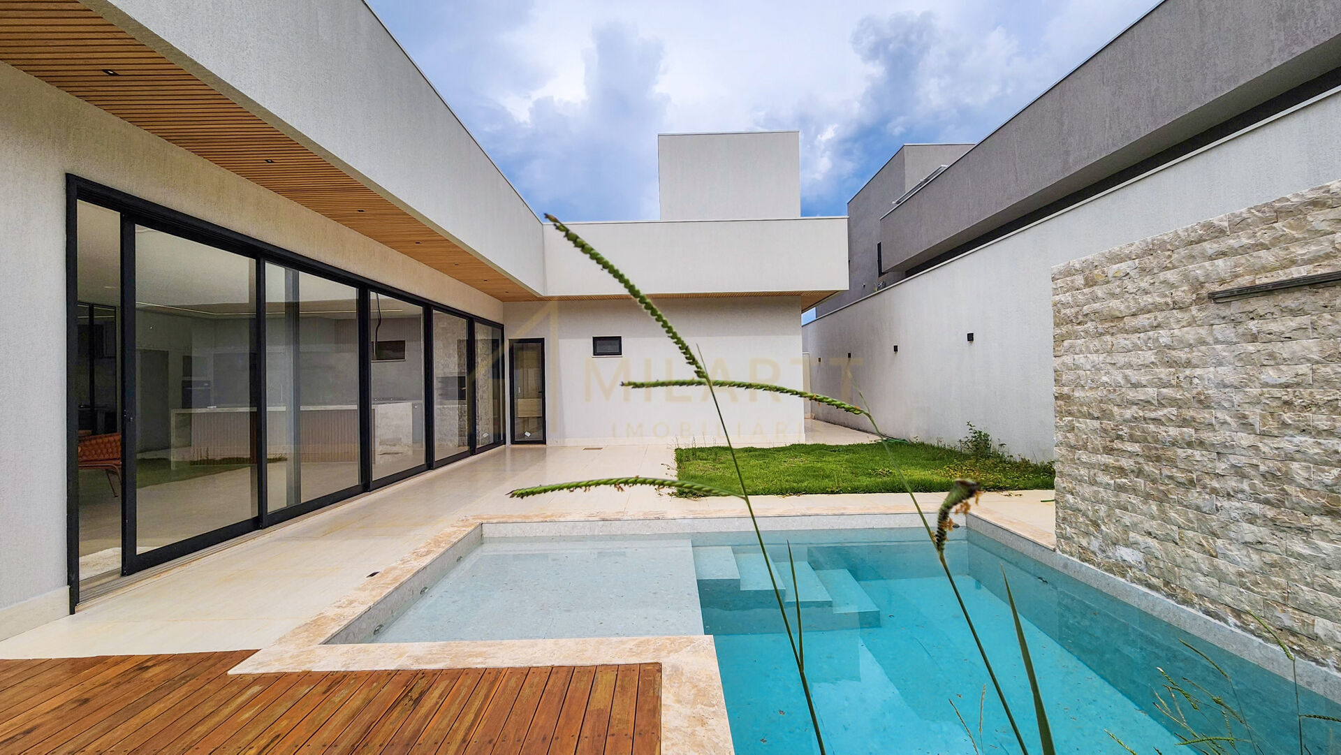 Casa · em Condomínio — foto 3