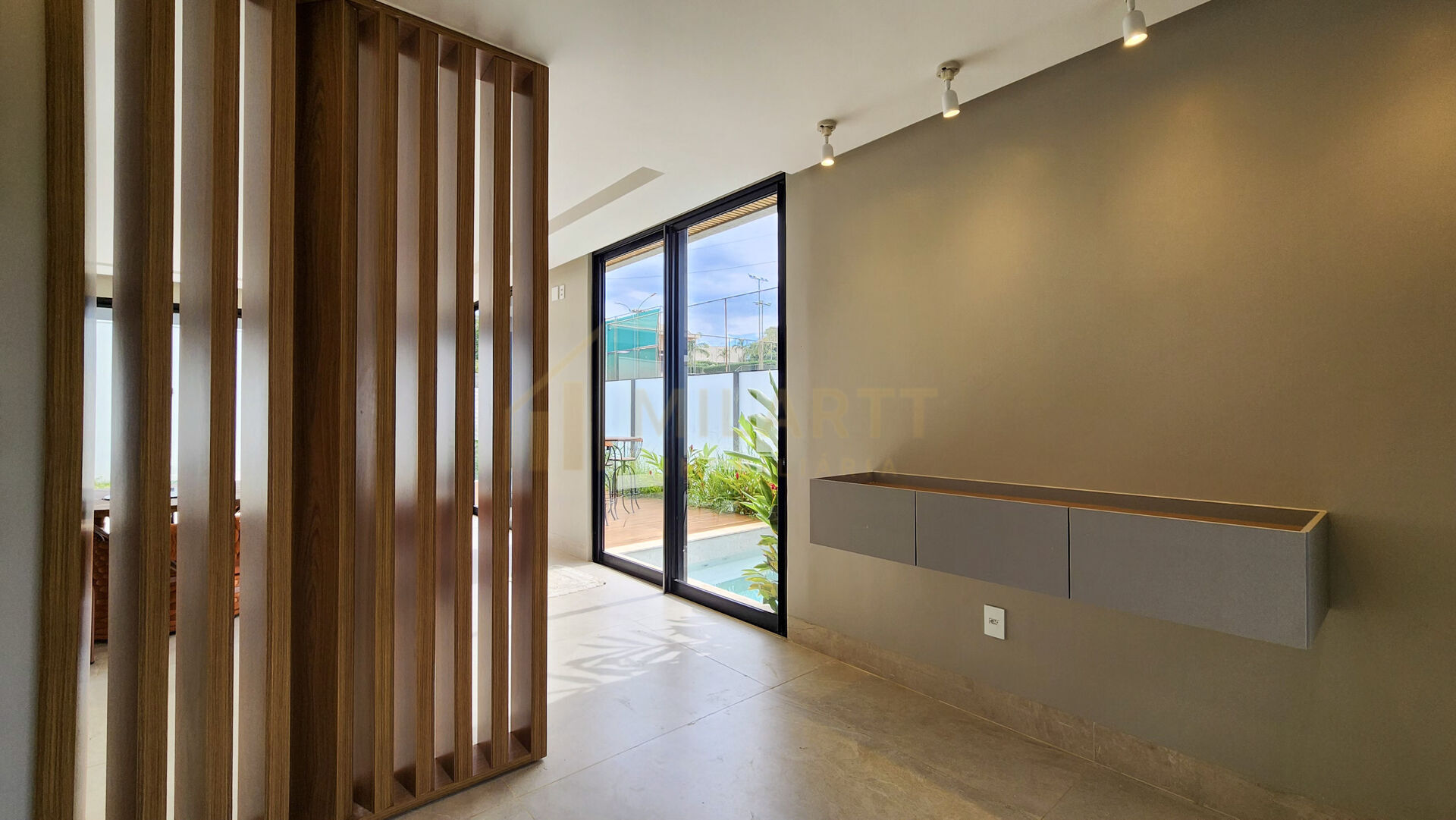 Casa · em Condomínio — foto 14