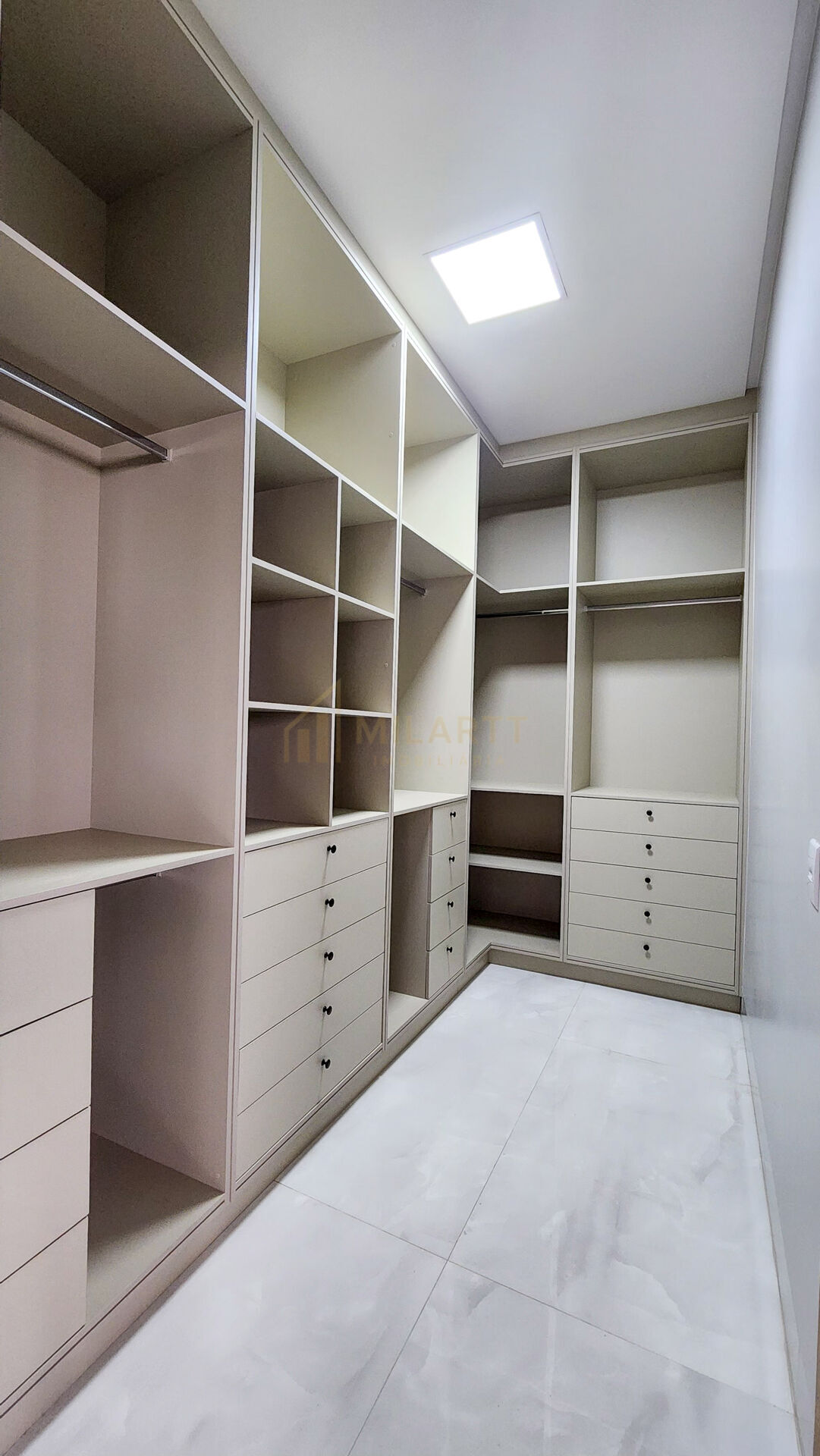 Casa · em Condomínio — foto 17