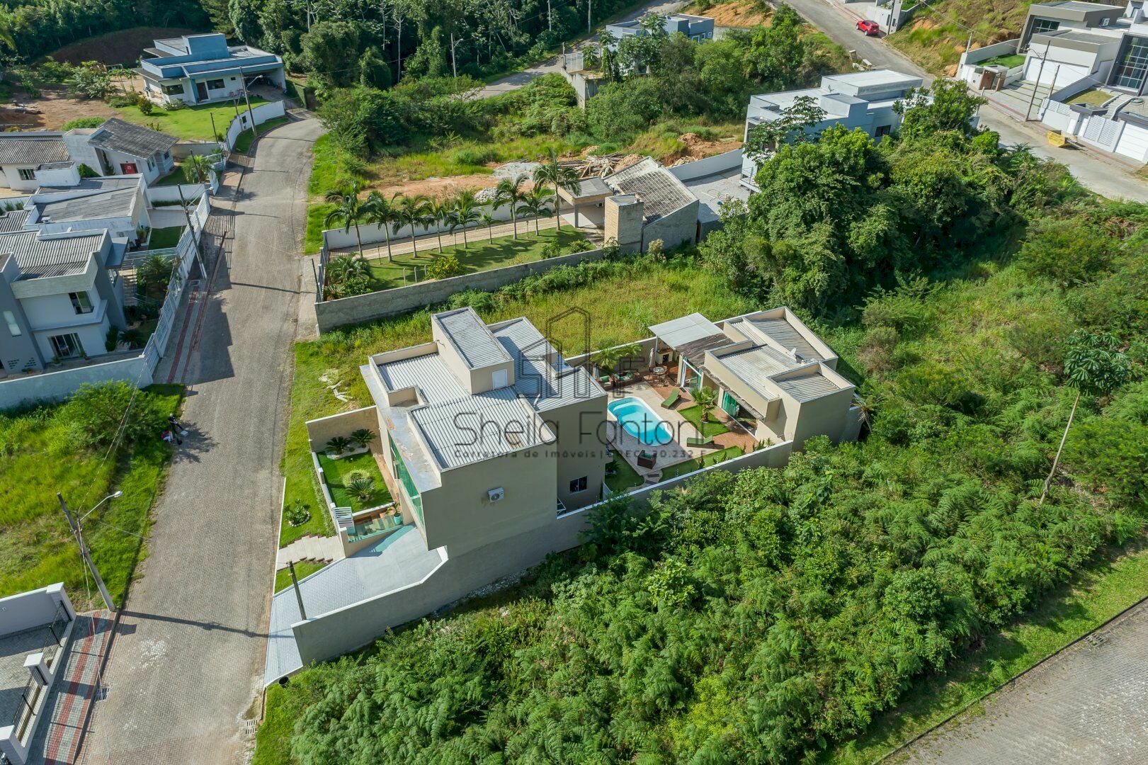 Casa de 4 quartos, 450m² no bairro Souza Cruz, em Brusque | Eu Corretor