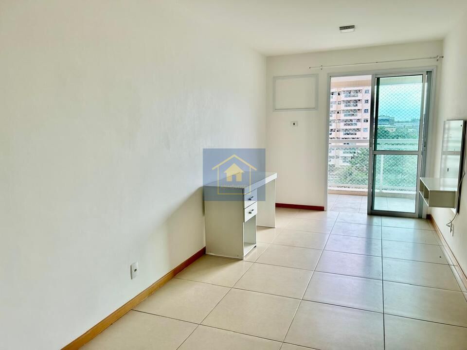 Apartamento à venda com 3 quartos, 82m² - Foto 2