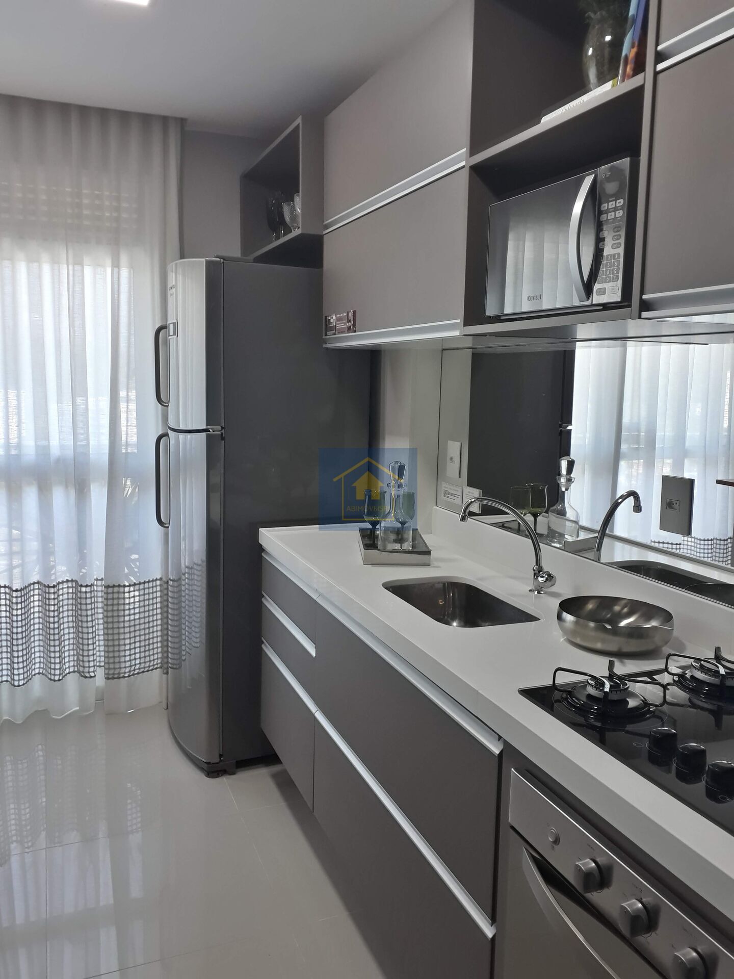 Apartamento à venda com 2 quartos, 79m² - Foto 26