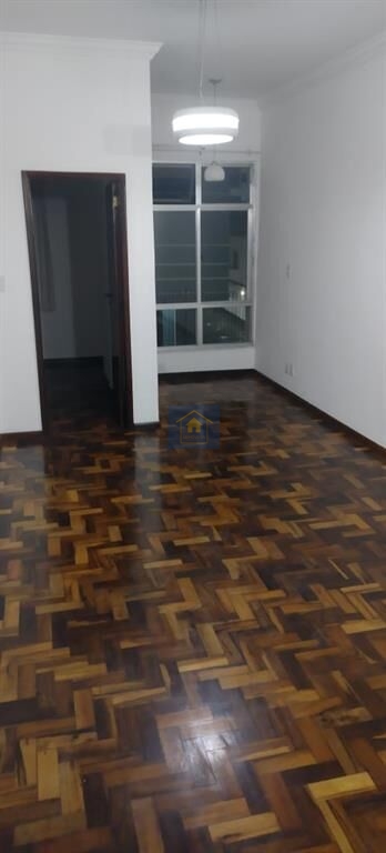 Apartamento à venda com 3 quartos, 83m² - Foto 2