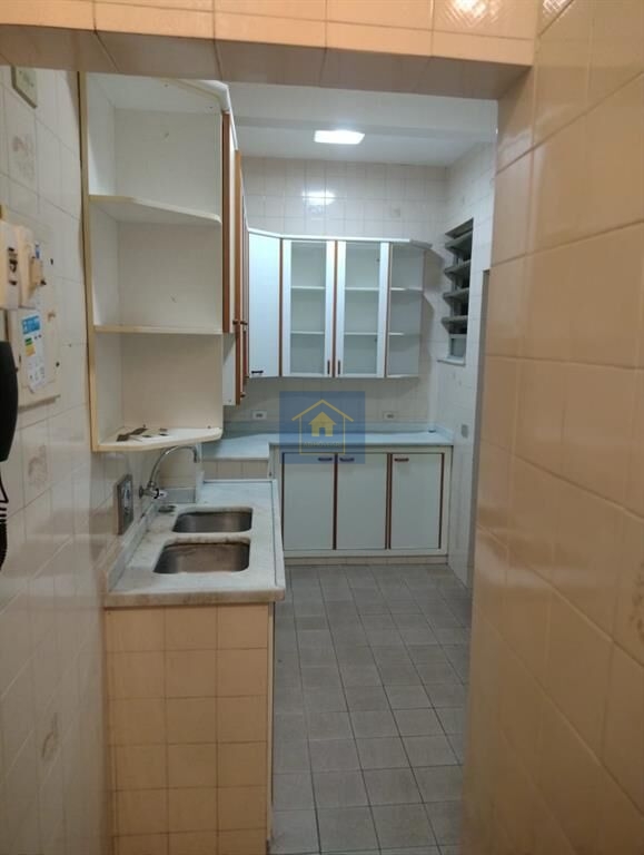 Apartamento à venda com 3 quartos, 83m² - Foto 13