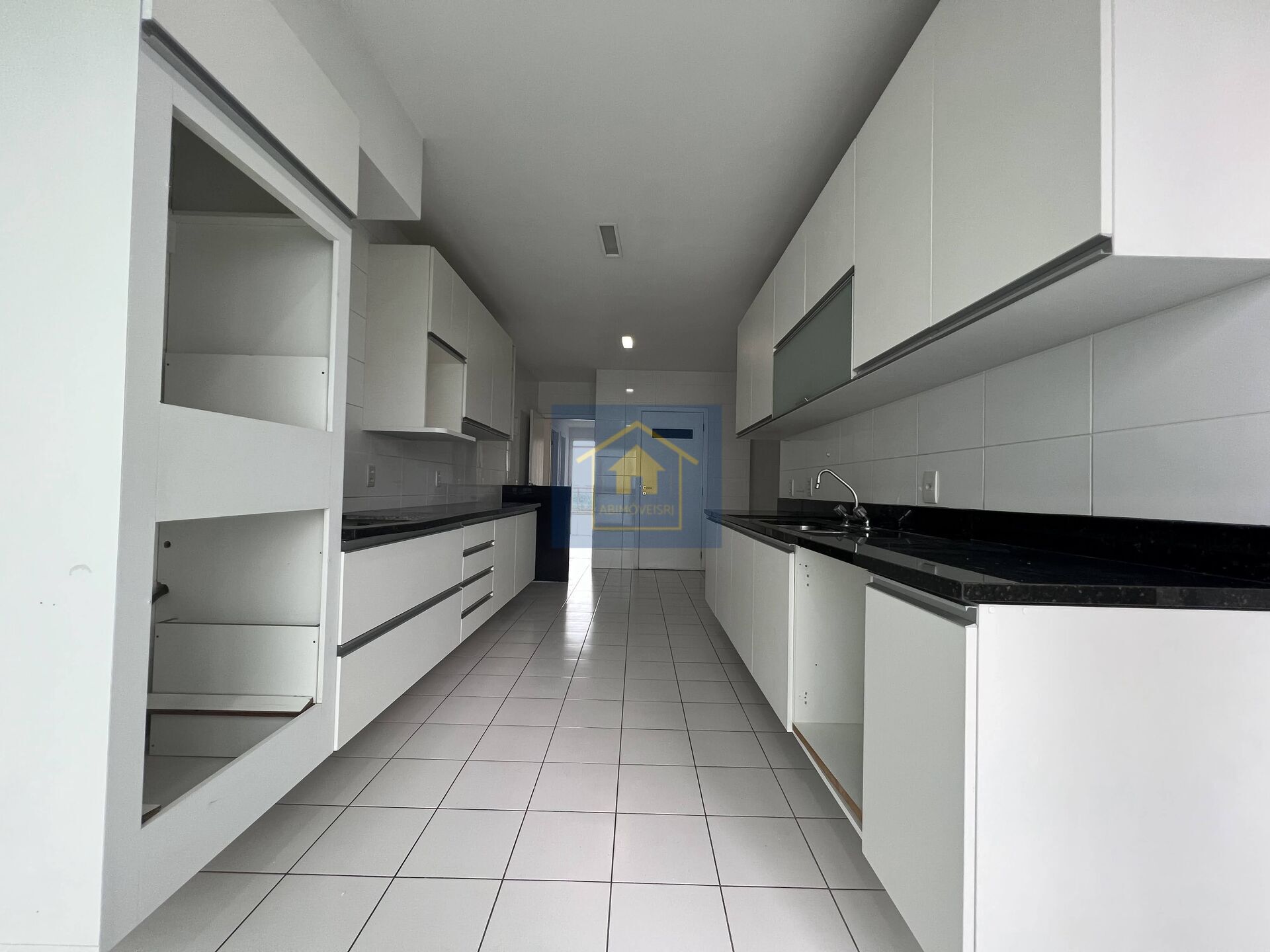 Apartamento à venda com 4 quartos, 376m² - Foto 33