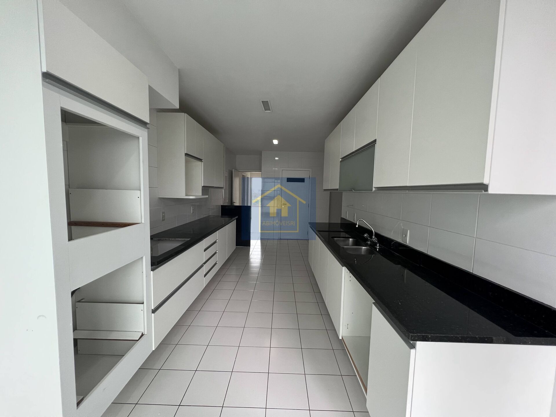 Apartamento à venda com 4 quartos, 376m² - Foto 32