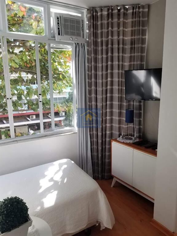 Apartamento à venda com 1 quarto, 53m² - Foto 10