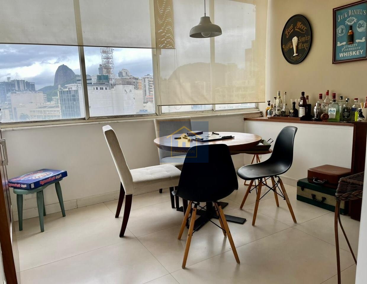 Apartamento à venda com 3 quartos, 130m² - Foto 9