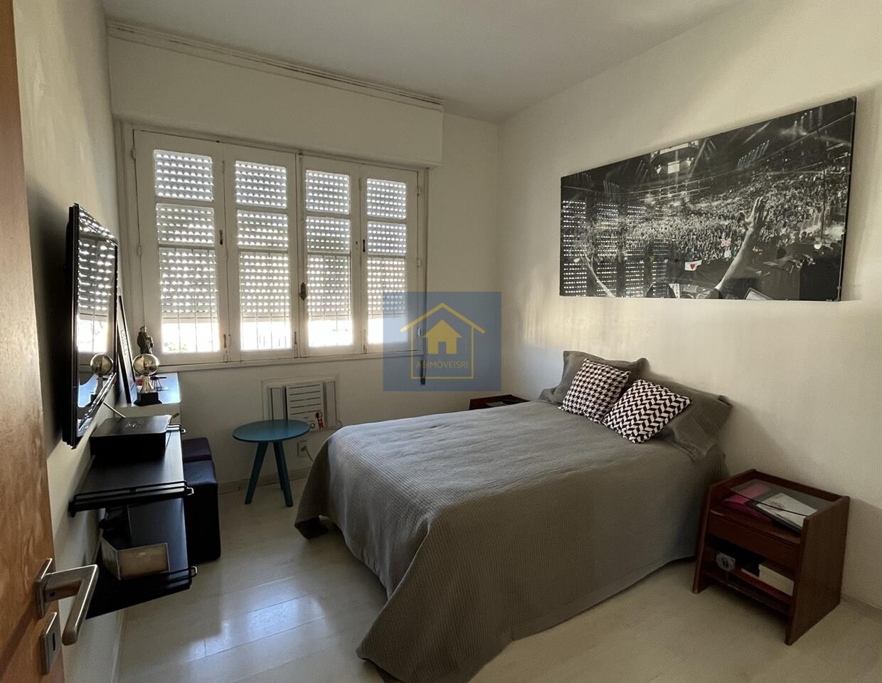 Apartamento à venda com 3 quartos, 130m² - Foto 18