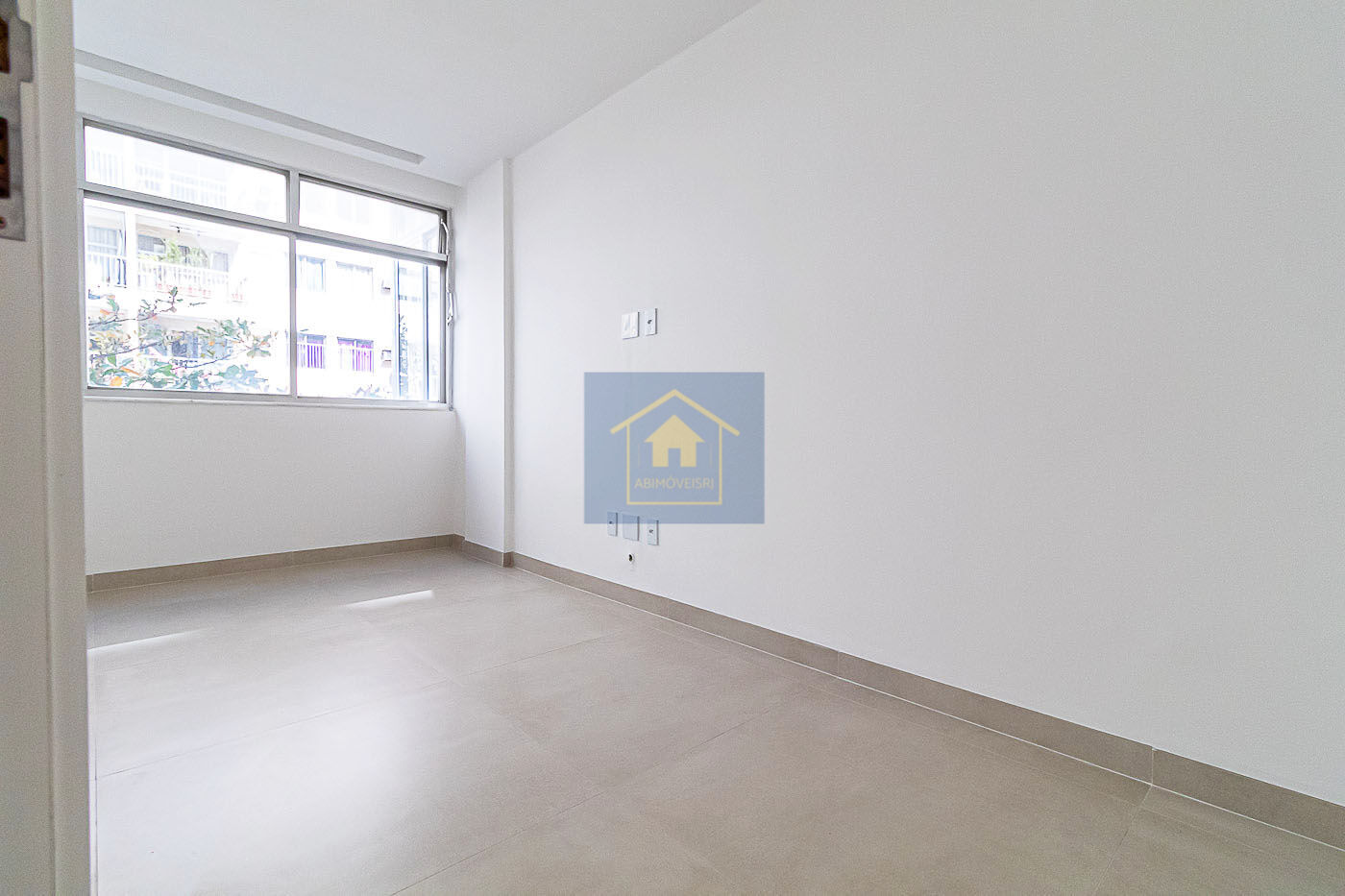 Apartamento à venda com 4 quartos, 155m² - Foto 11